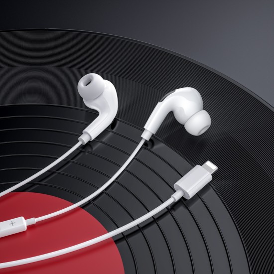 سماعة M111 Pro Primero بمنفذ لايتنينج